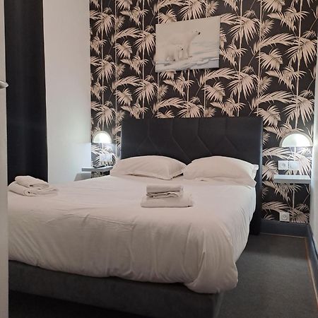 Hotel Le Celtic Montluçon Zewnętrze zdjęcie