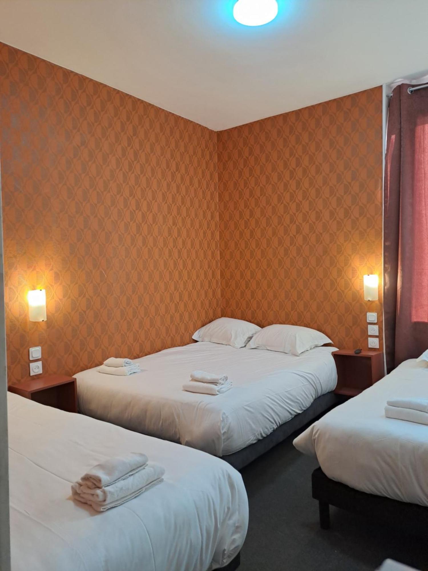 Hotel Le Celtic Montluçon Zewnętrze zdjęcie